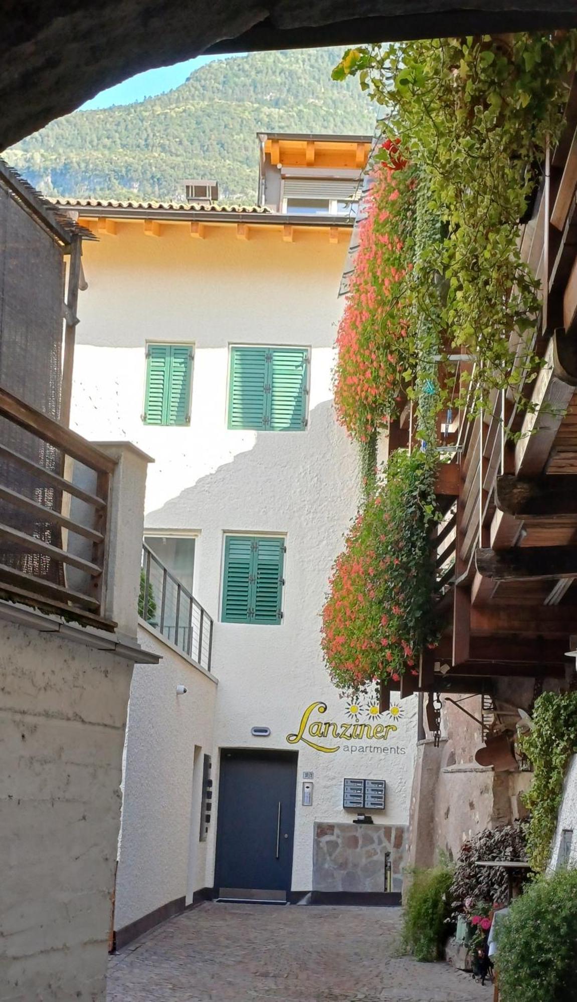 Lanziner Apartments Egna Exterior foto